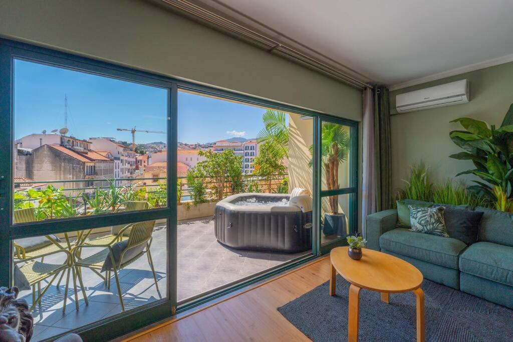 Super Anadia - Olive Apartment Фуншал Екстериор снимка